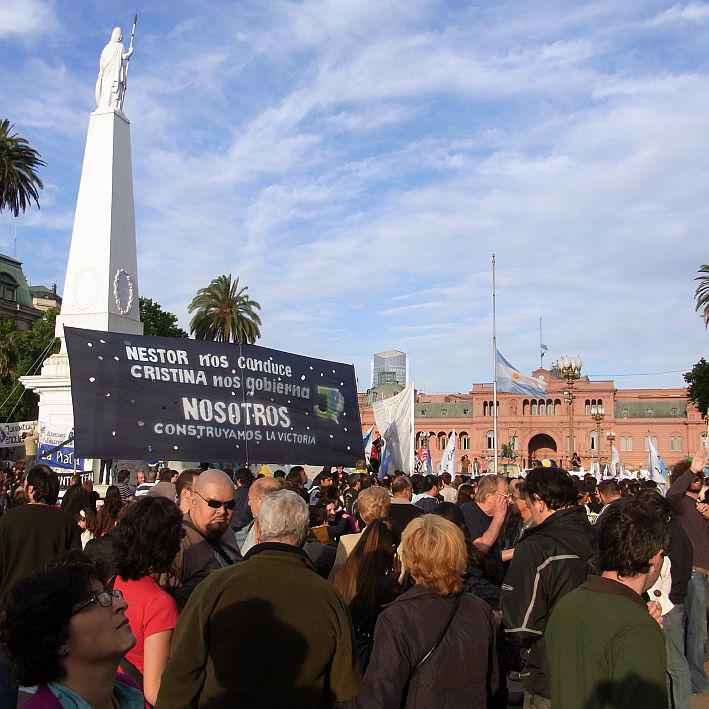 Transparent: Nestor führt uns, Cristina regiert uns, und wir schaffen den Siegf