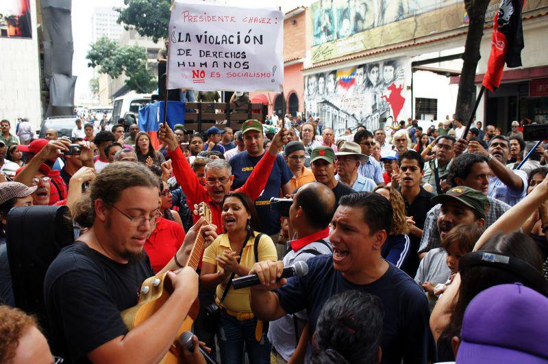 Präsident Chávez: "Die Verletzung der Menschenrechte ist nicht Sozialismus!"