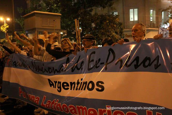 An der Demonstration nahm auch die "Nationale Vereinigung der ehemaligen politischen Gefangenen" teil.