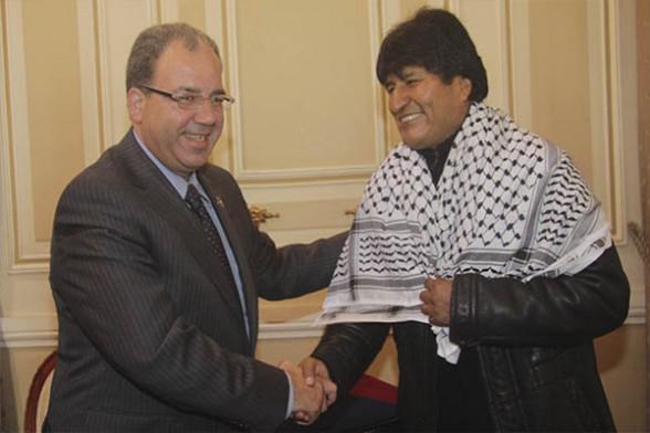 Präsident Morales empfängt Palästinenser-Vertreter Jihad Khalil Al Wazir im April 2013 in La Paz