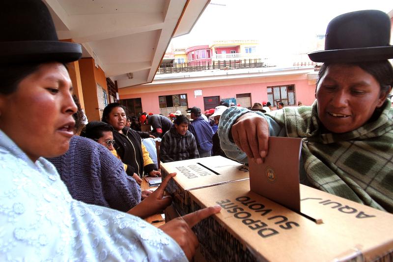 Frauen bei der Wahl in Bolivien