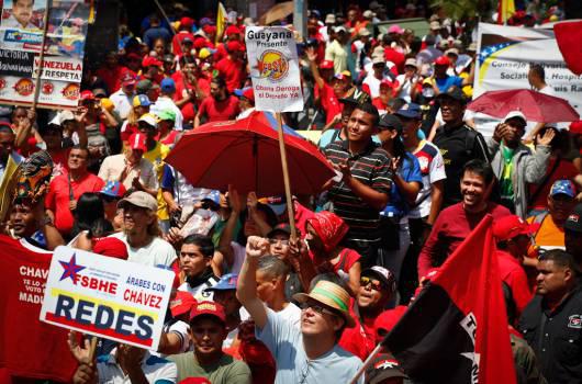 Zehntausende Arbeiter und Bauern beteiligten sich am 1. Mai in Venezuelas Hauptstadt Caracas an einer "antiimperialistischen Demonstration zur Verteidigung der Bolivarischen Revolution"
