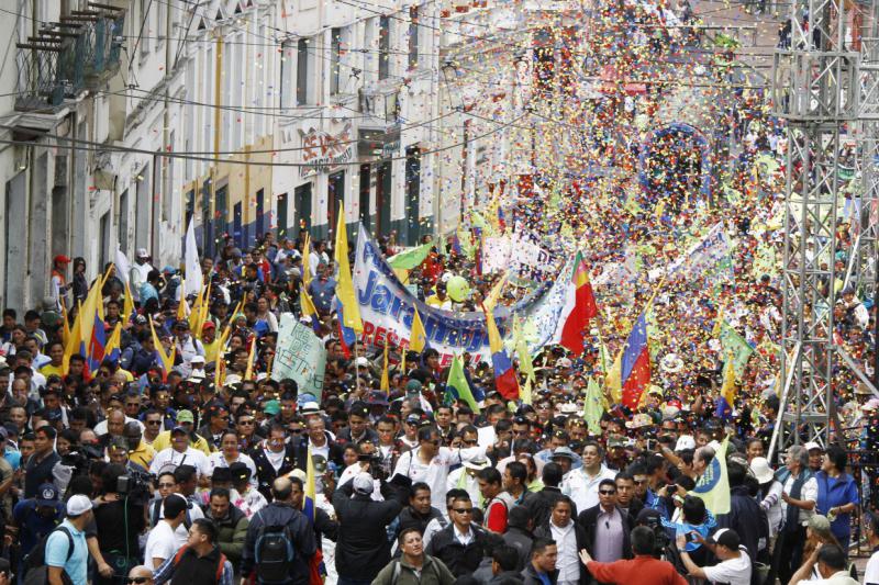 Ecuadors Präsident Rafael Correa beteiligte sich an dem Marsch in Quito