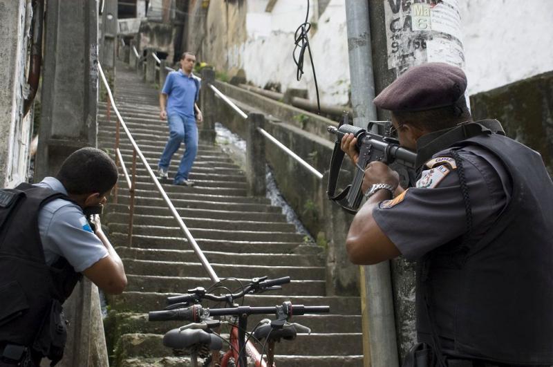 Militäreinsatz in der Favela Pavão-Pavãozinho im Süden Rio de Janeiros (14.10.2012) Militäreinsatz in der Favela Pavão-Pavãozinho im Süden Rio de Janeiros (14.10.2012)