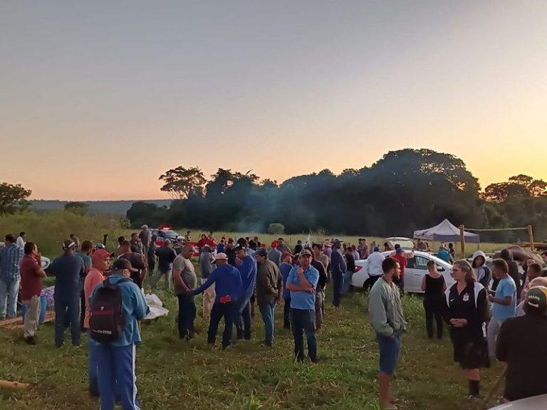 In dieser Woche besetzten landlose Kleinbauernfamilien zwei Grundstücke, hier die Fazenda São Lukas, um das Land zu bearbeiten