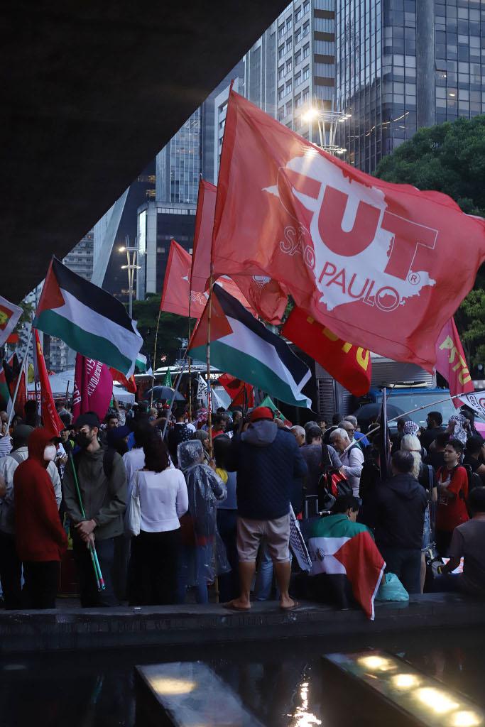 Demonstration gegen den Gaza-Krieg in São Paulo, Brasilien. Aufgerufen hatte der Gewerkschaftsverband CUT