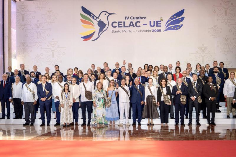 "Gruppenfoto" zum Abschluss des IV Gipfels EU-Celac