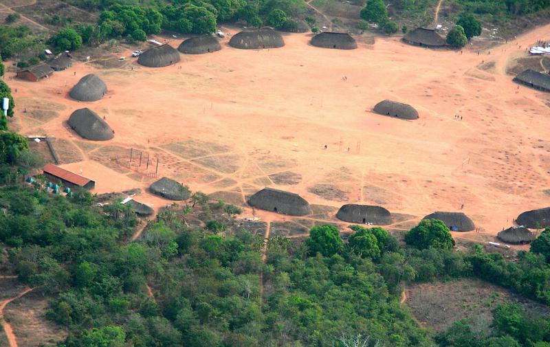 Ein Dorf im Xingu Reservat im Westen Brasiliens. Seit Jahren läuft in Brasilien eine Auseinandersetzung über die indigenen Gebiete