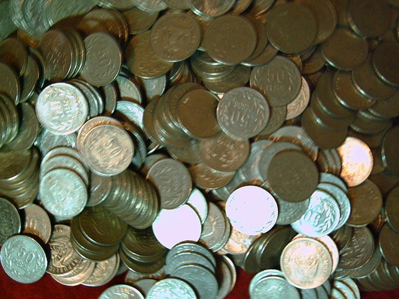 Opposition warnt vor hohen sozialen Kosten wegen einer möglichen Ausweitung der Verschuldung beim IWF