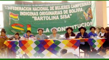 Spitze des Bäuerinnenverbandes Bartolina Sisa in Bolivien