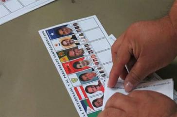 Die Internationale Föderation für Menschenrechte (FIDH) berichtet von Unregelmäßigkeiten bei der Wahl vom 24. November Die Internationale Föderation für Menschenrechte (FIDH) berichtet von Unregelmäßigkeiten bei der Wahl vom 24. November