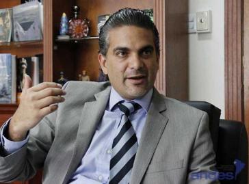 Francisco Rivadeneira, der ecuadorianische Minister für Außenhandel. Francisco Rivadeneira, der ecuadorianische Minister für Außenhandel.