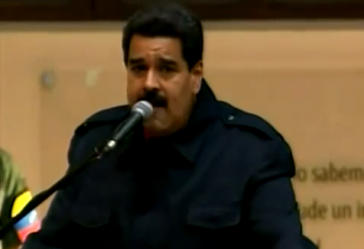 Maduro bei der Bekanntgabe der Entscheidung, die Beziehungen zu Panama abzubrechen Maduro bei der Bekanntgabe der Entscheidung, die Beziehungen zu Panama abzubrechen