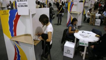 Wahlbüro am 25. Oktober in Kolumbiens Hauptstadt Bogotá Wahlbüro am 25. Oktober in Kolumbiens Hauptstadt Bogotá