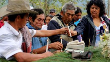 Trauer um ermordete Aktivisten in Honduras: Berta Cáceres und Mitstreiter