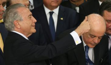De-facto-Prädident Michel Temer (links im Bild) setzte am vergangenen Freitag José Serra (rechts) als neuen Außenminister ein De-facto-Prädident Michel Temer (links im Bild) setzte am vergangenen Freitag José Serra (rechts) als neuen Außenminister ein