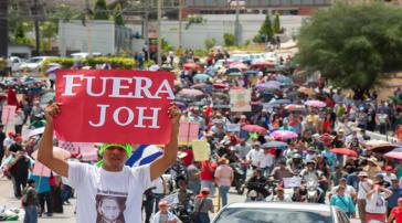 Demonstranten forderten am Dienstag in Tegucigalpa und anderen Städten den Rücktritt des Präsidenten