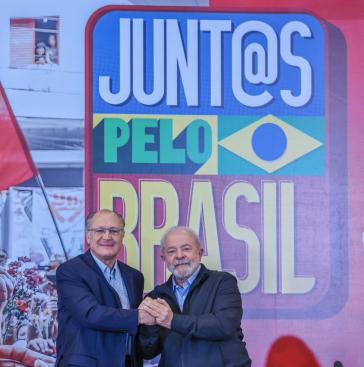 Lula da Silva (rechts) und Geraldo Alckmin bei der Vorstellung des Programms "Gemeinsam für Brasilien" Lula da Silva (rechts) und Geraldo Alckmin bei der Vorstellung des Programms "Gemeinsam für Brasilien"