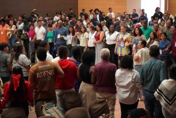 Vertreter der Zivilgesellschaft, der ELN und der Regierung kamen in Popayán zusammen