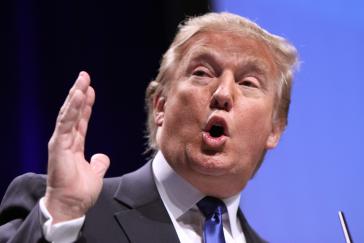 US-Präsident Donald Trump stellt den Angriff seiner Streitkräfte auf ein venezolanisches Schiff als Akt der Selbstverteidigung dar US-Präsident Donald Trump stellt den Angriff seiner Streitkräfte auf ein venezolanisches Schiff als Akt der Selbstverteidigung dar