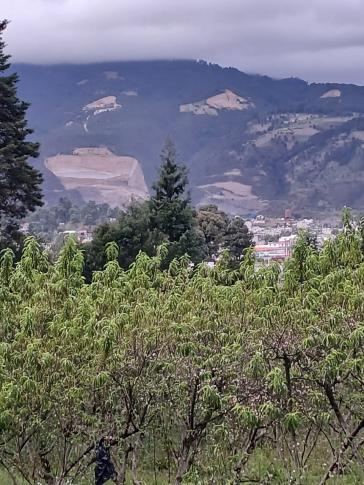 Bergbau ist rückläufig in Guatemala, führt aber weiter zu Umweltschäden und Konflikten. Hier ein Tagebau bei Quetzaltenango Bergbau ist rückläufig in Guatemala, führt aber weiter zu Umweltschäden und Konflikten. Hier ein Tagebau bei Quetzaltenango