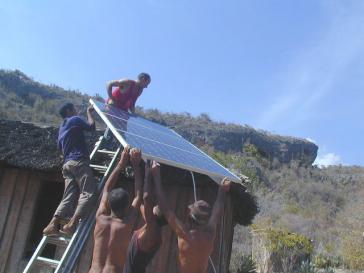Schon seit den 1980ern werden in Kuba Solarpanelen installiert, doch hindern die Sanktionen den schnellen Umstieg auf erneuerbare Energien