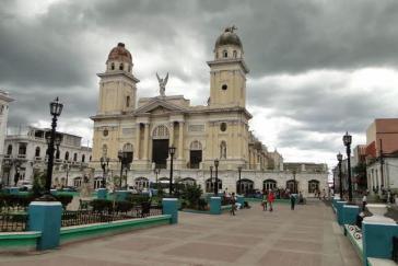 Hier in Santiago de Cuba könnten Raffinerien wichtige Experimente vollbringen