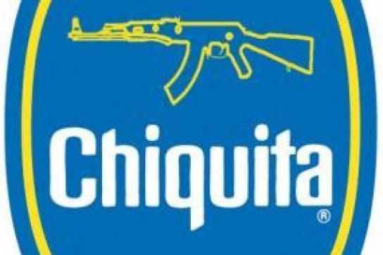 Chiquita: Enge Zusammenarbeit mit Armee un Paramilitärs nachgewiesen Bildmontage des Chiquita-Logos mit Maschinengewehr