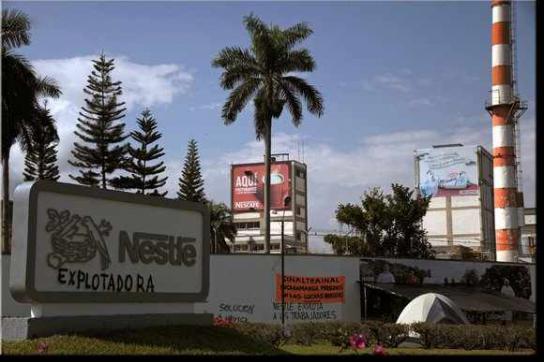 "Nestlé - Ausbeuter": Fabrik von Nestlé in Bugalagrande