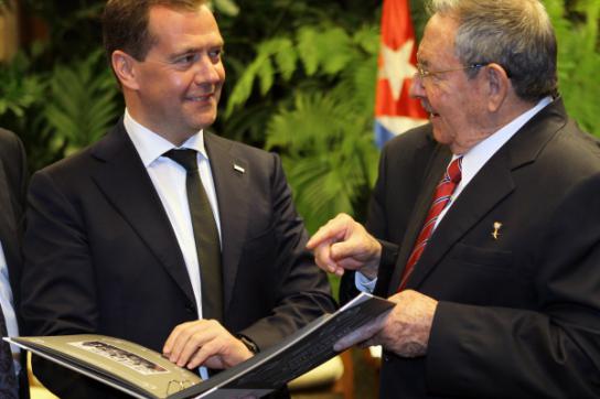 Raul Castro und Dimitri Medwedew bei Verhandlungen im Februar in Havanna Raul Castro und Dmitri Medwejew bei Verhandlungen im Februar in Havanna