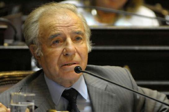 Carlos Menem, Präsident Argentiniens von 1989 bis 1999, vor Gericht