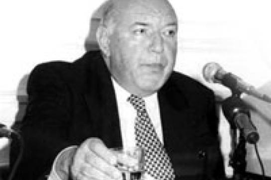 Ehemaligen Produktionsleiter Juan Ronaldo Tasselkraut