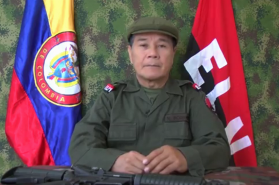Der Oberkommandierende der ELN, Rodríguez Bautista im Video vom vergangenen Wochenende