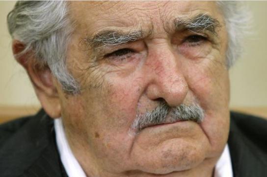 Uruguays Präsident Mujica warnt vor einer Verfielfachung blutiger Zusammenstöße, Sanktionen und Embargos
