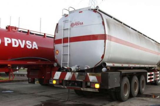 Die Ermittlungen bei PDVSA werden fortgesetzt, sagt Generalstaatsanwältin Ortega Díaz Tanklastwagen des venezolanischen Erdölunternehmens PDVSA