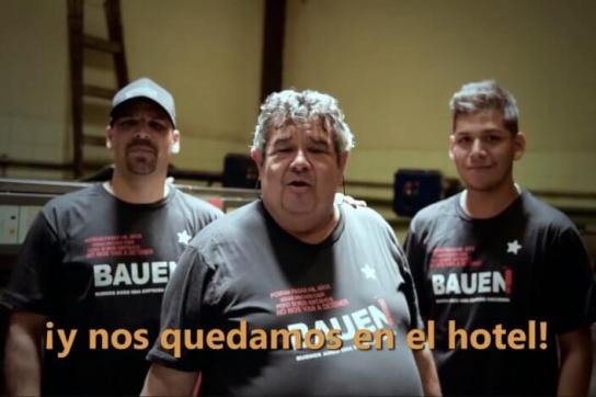 Entschlossen zu bleiben: Arbeiter des selbstverwalteten Hotels Bauen in Argentiniens Hauptstadt