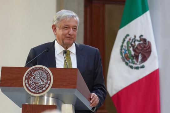 Präsident López Obrador am Rednerpult