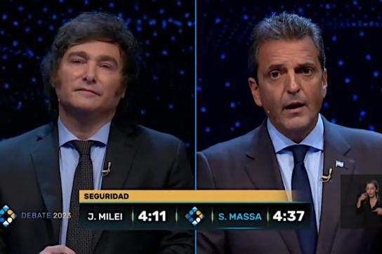 Milei (li.) und Massa bei der TV-Debatte am Sonntag vor der anstehenden Wahl in Argentinien