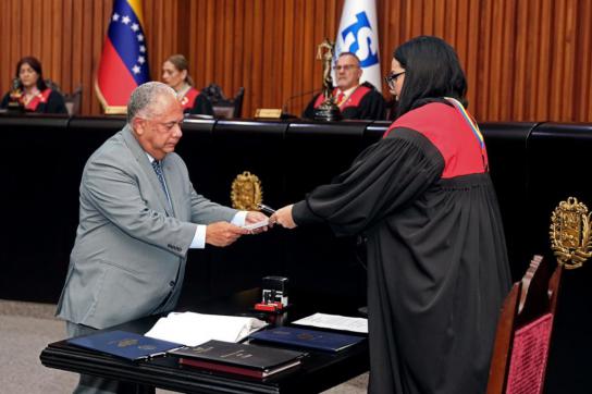 Die Wahlkammer des Obersten Gerichts soll den Streit um die Präsidentschaftswahlen in Venezuela klären
