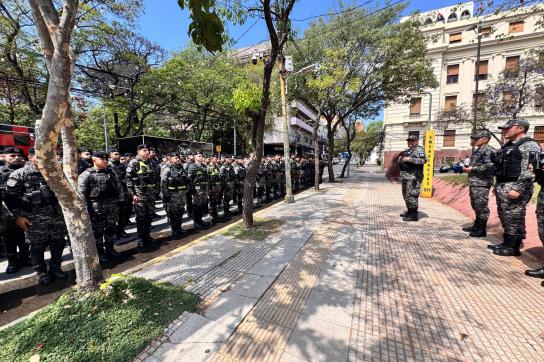 Die nationale Polizei Paraguays im Vorfeld der Demonstration der Generation Z. 