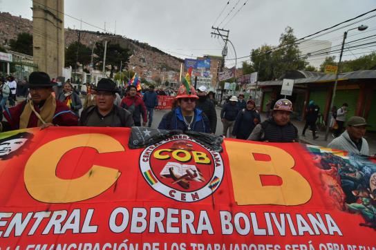 Der Gewerkschaftsverband COB und weitere Organisationen halten an den Protesten in Bolivien fest